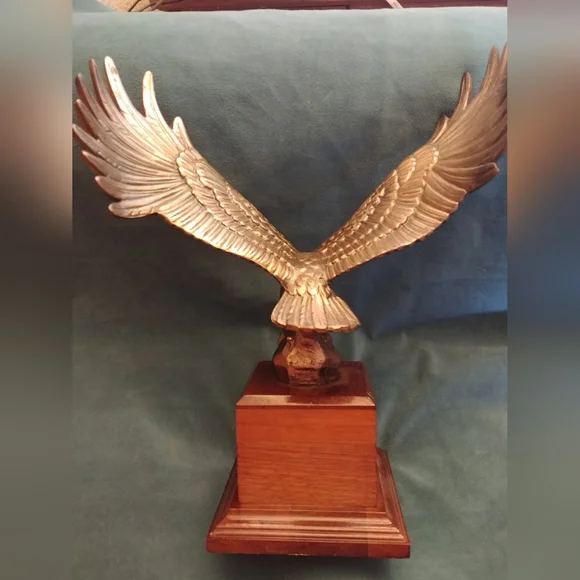 Eagle Decorative Figurine
